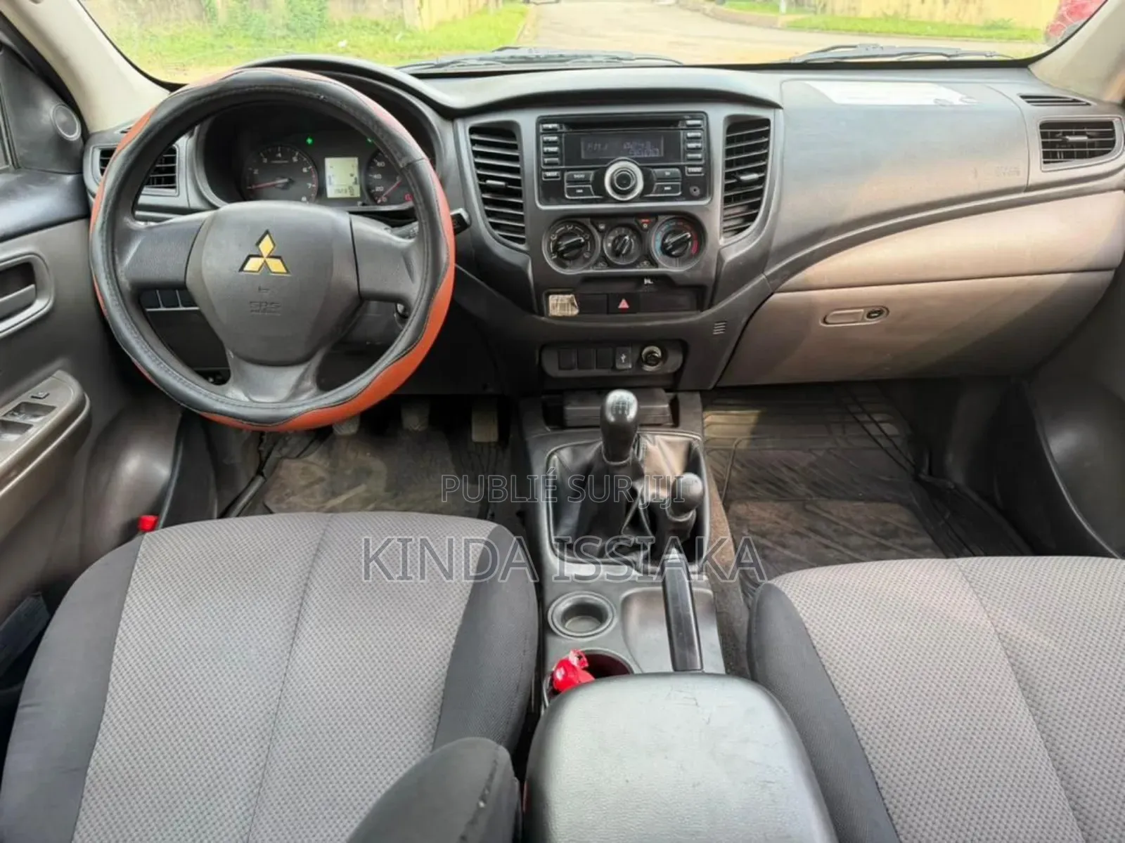 Mitsubishi L200 2019 Blanc cassé