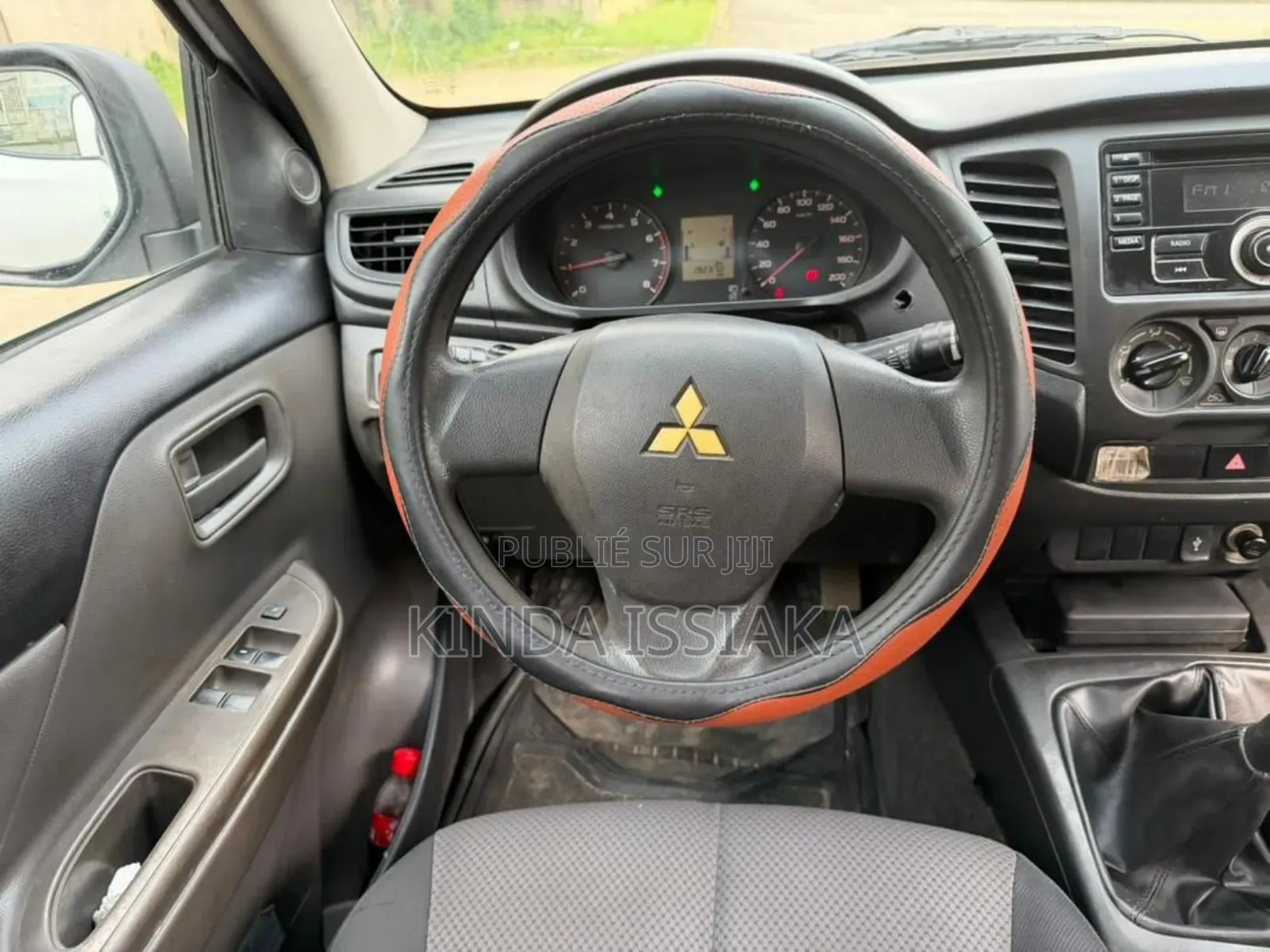 Mitsubishi L200 2019 Blanc cassé