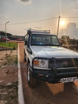 Toyota Land Cruiser 2014 Blanc