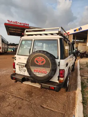 Toyota Land Cruiser 2014 Blanc