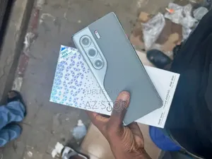 Tecno Camon 40 Pro 256 GB Gris