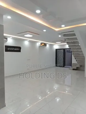 Furnished 4chbre Duplex dans Location Immobilière, Cocody à Louer