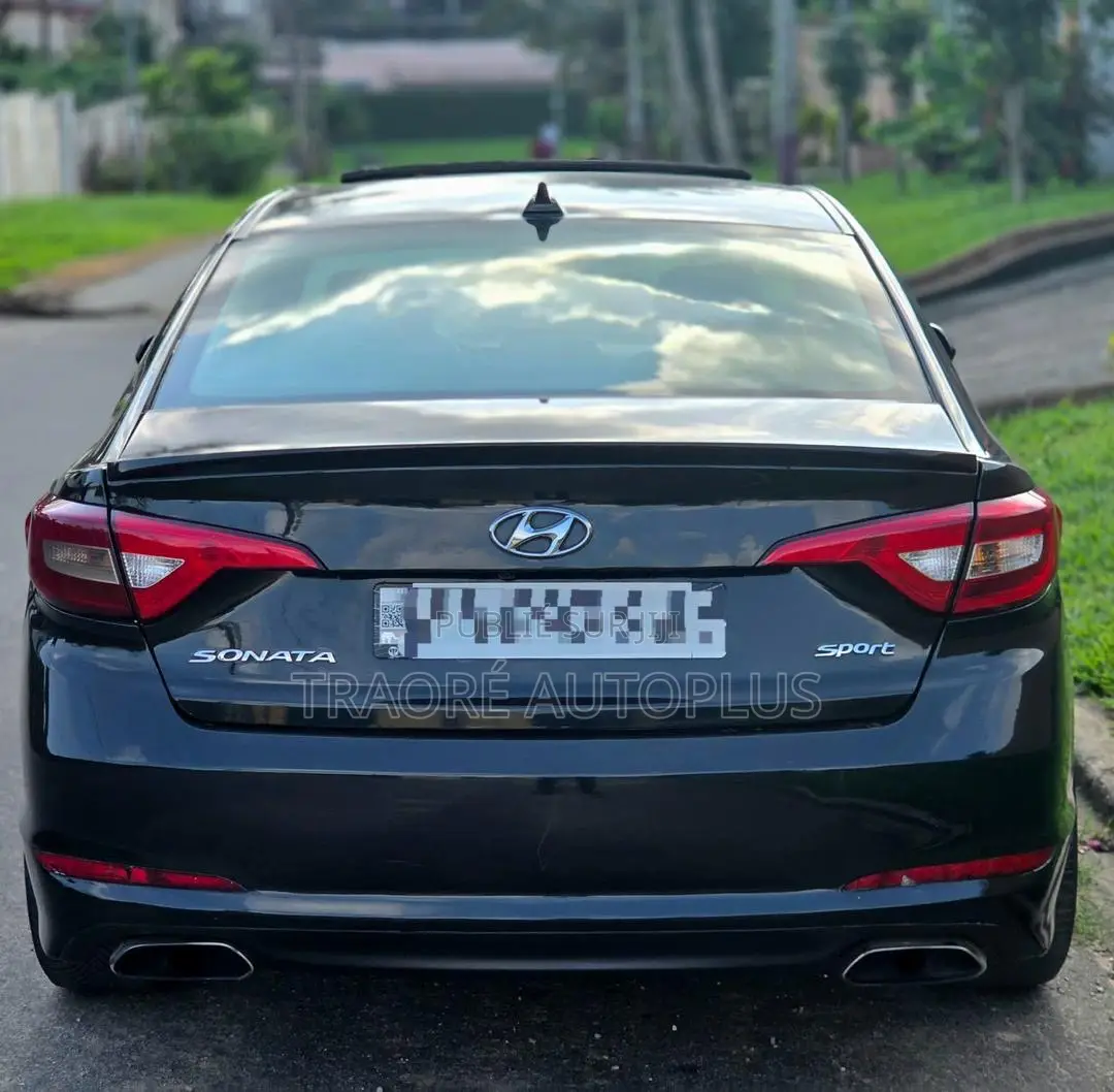 Hyundai Sonata Limited 2.0T Seban (2.0L 4cyl 6A) 2016 Black