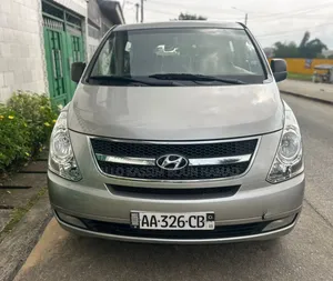 Hyundai Starex 2017 Gris