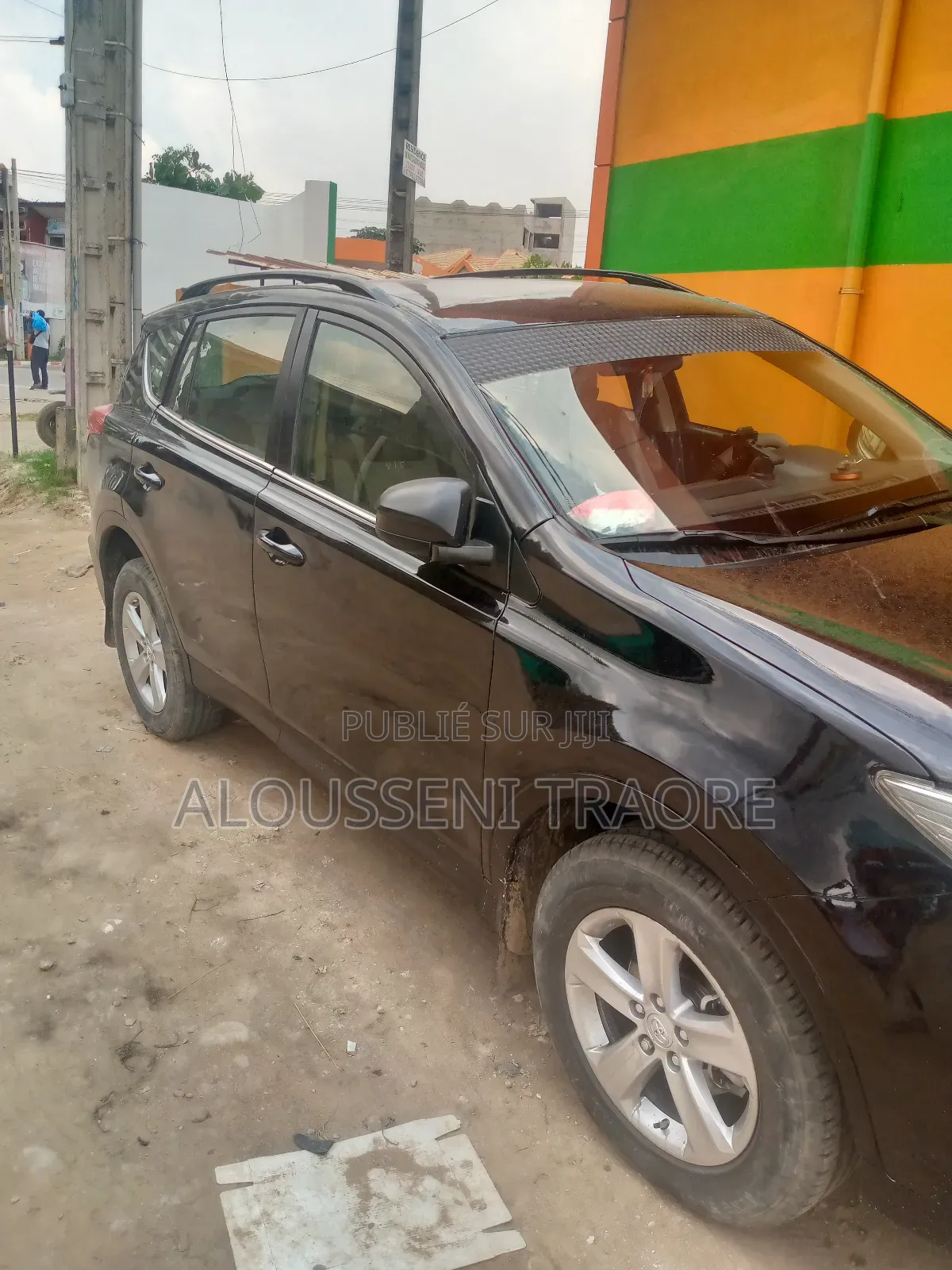 Toyota RAV4 SE FWD (2.5L 4cyl 6A) 2016 Noir Mat