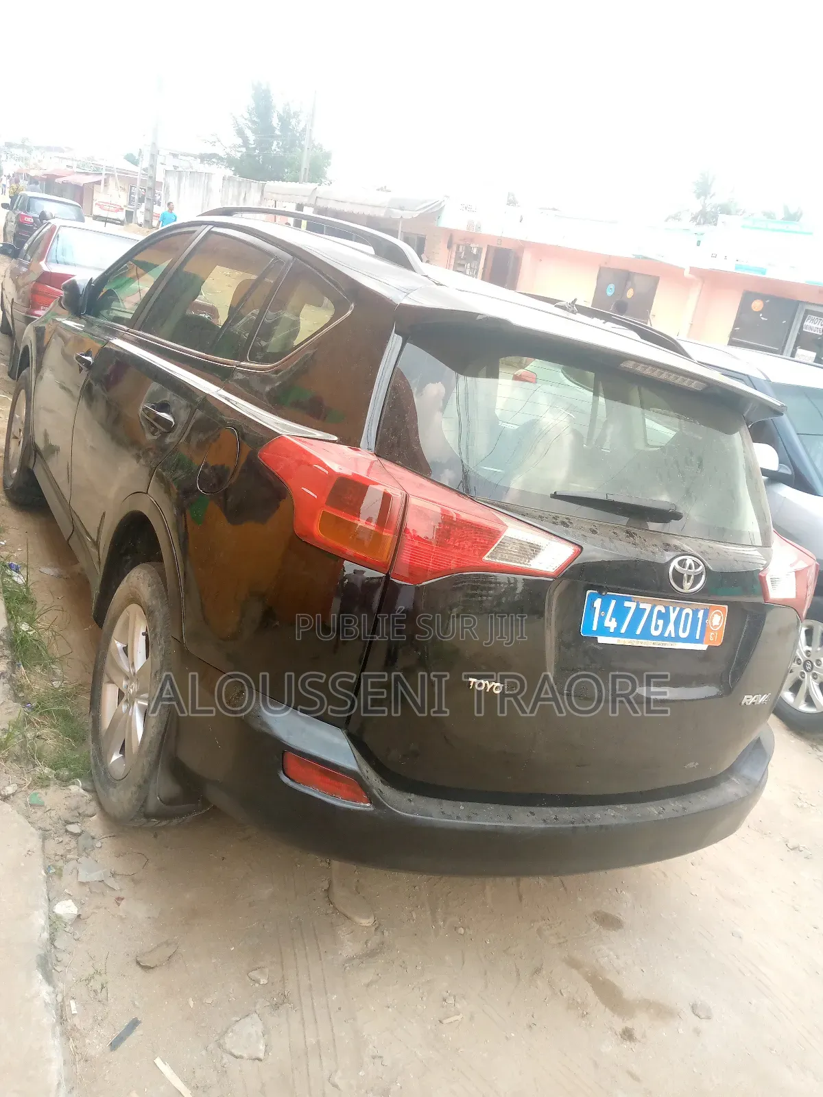 Toyota RAV4 SE FWD (2.5L 4cyl 6A) 2016 Noir Mat