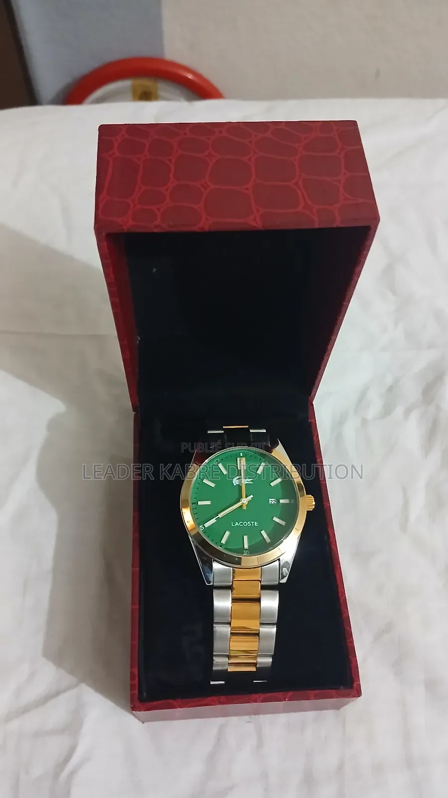 Montre Lacoste Pour Homme Avec Un Bracelet Bicolore (Argent Et Or)