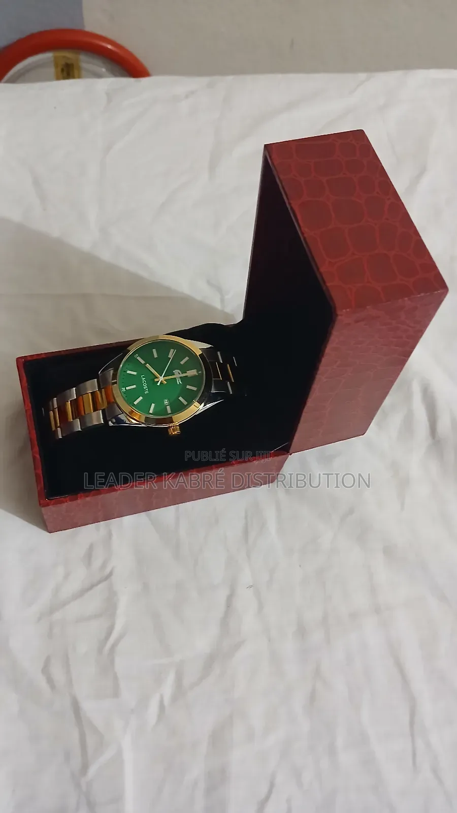 Montre Lacoste Pour Homme Avec Un Bracelet Bicolore (Argent Et Or)
