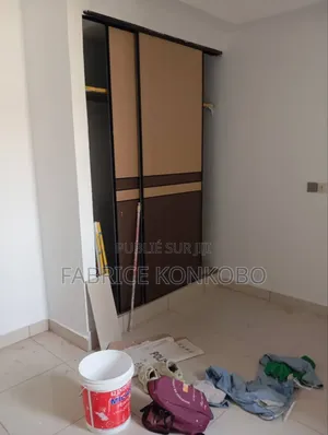 A Louer À La Riviera Bonoumin