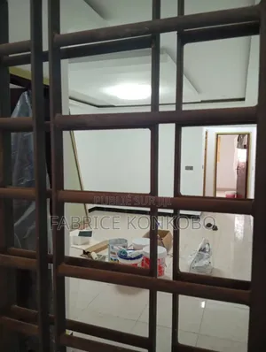 A Louer À La Riviera Bonoumin