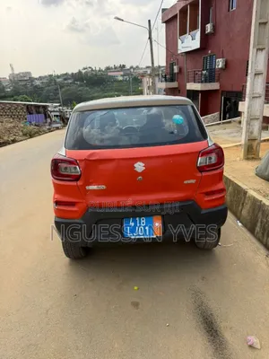 Suzuki S-Presso 2022 Orange