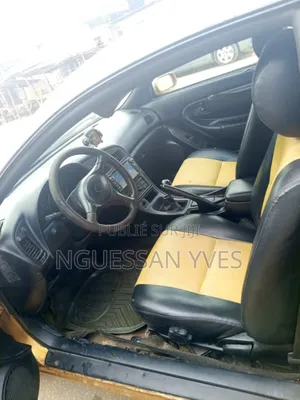 Toyota Celica SS I 1999 Doré