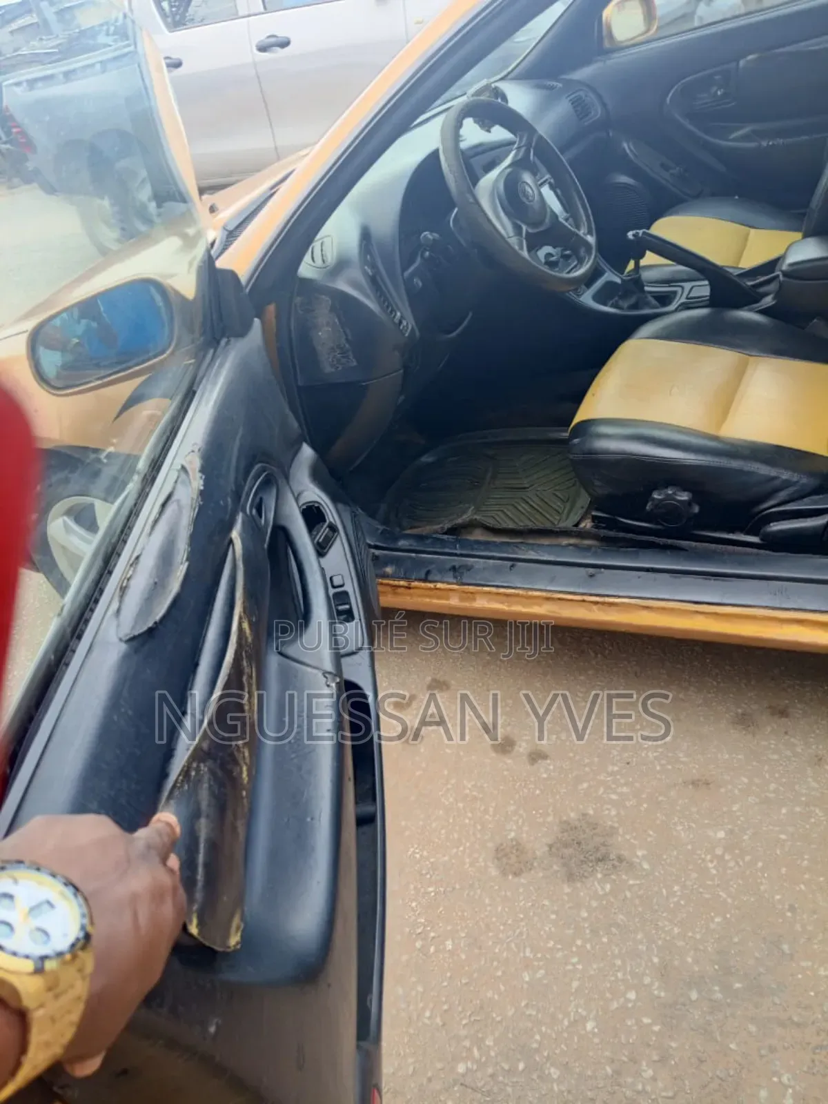 Toyota Celica SS I 1999 Doré