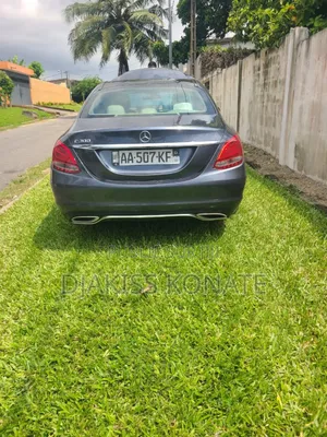 Mercedes-Benz C300 2016 Gris