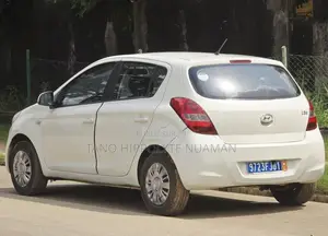 Hyundai i20 2011 Blanc