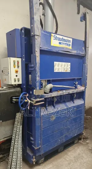 Machine À Balles De Carton