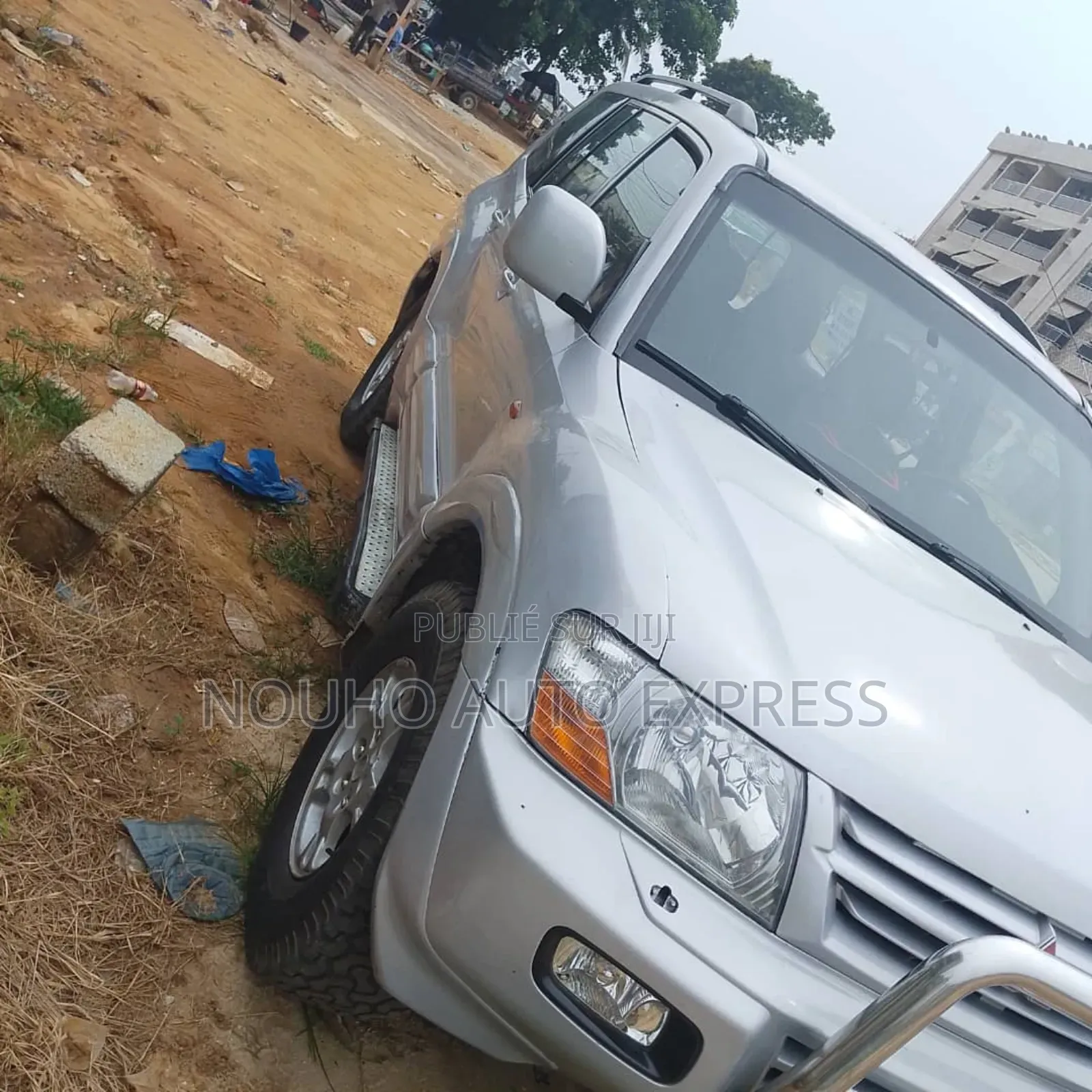 Mitsubishi Pajero 2004 Gris