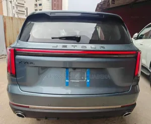 New Jetour X70 2025 Argenté