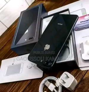 Neuf Apple iPhone 8 Plus 64 GB Noir