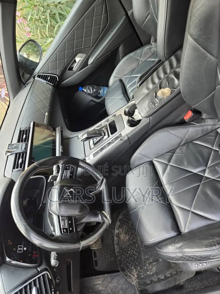 Citroen DS 7 Crossback 2018 Bleu