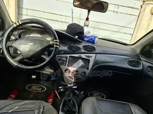 Ford Focus 2003 Gris