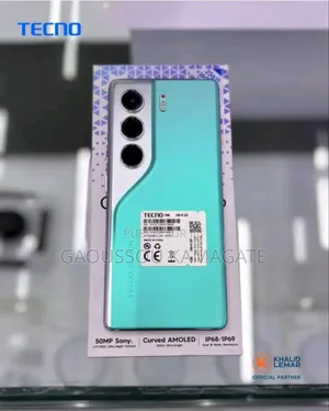 Neuf Tecno Camon 40 Pro 256 GB Bleu