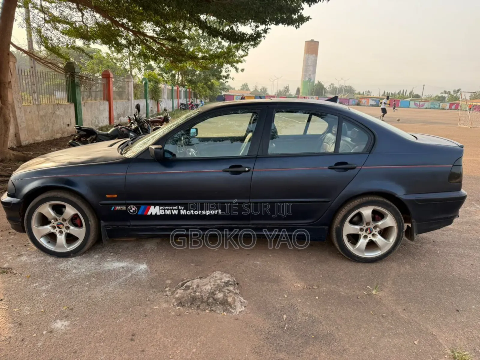 BMW 318i 2000 Noir Mat