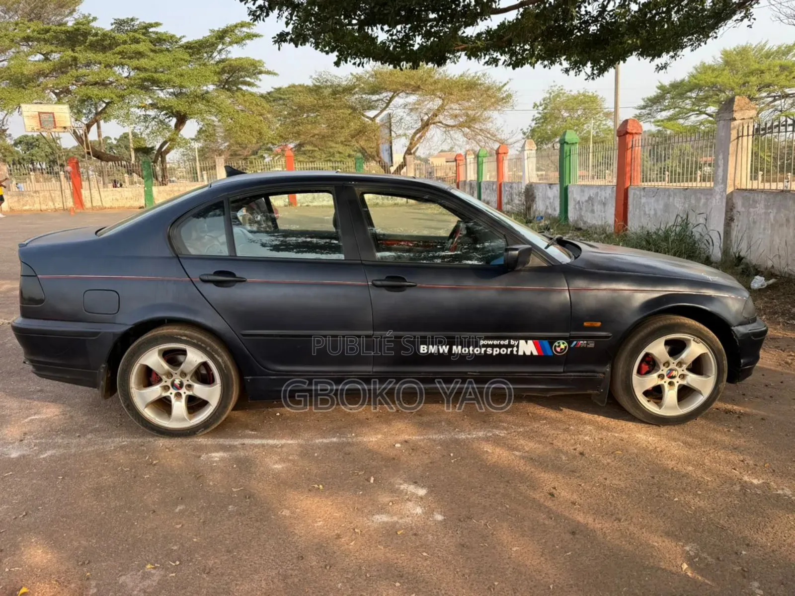 BMW 318i 2000 Noir Mat