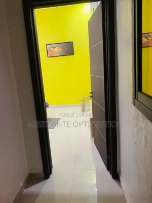 Studio Meublée Haut Standing À Angre Terminus 81 82