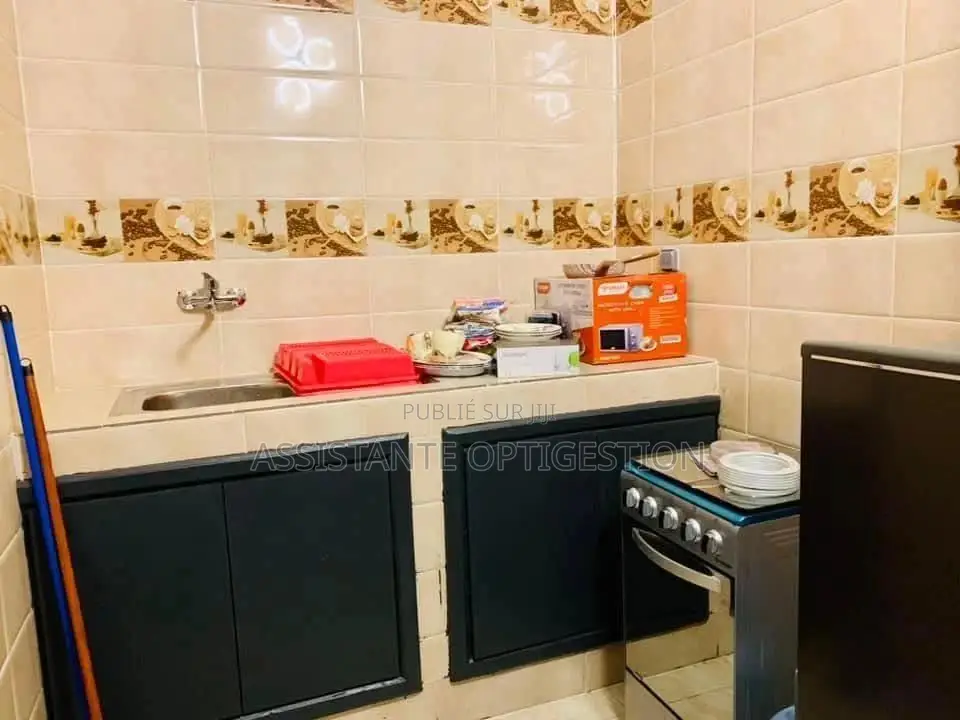 Studio Meublée Haut Standing À Angre Terminus 81 82