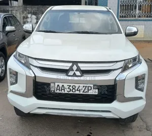 Mitsubishi L200 2023 Blanc