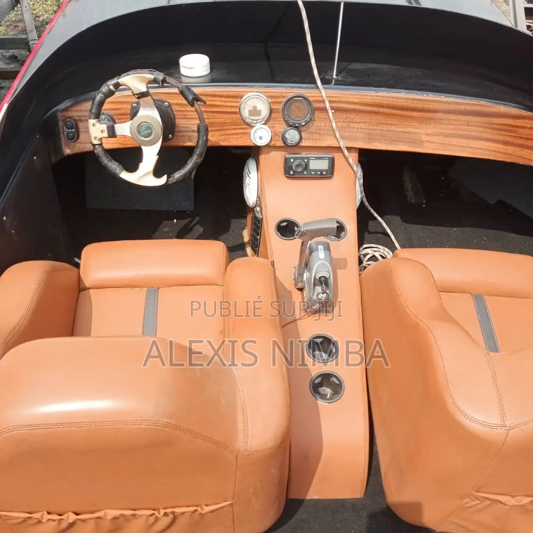 Coque Bateau d'Origine Debo Deux Bouche Vendu en Côte D’Ivoire