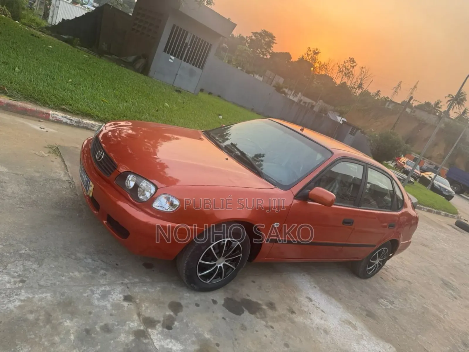 Toyota Corolla 2004 Orange