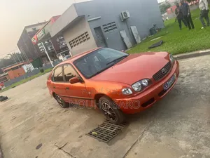 Toyota Corolla 2004 Orange