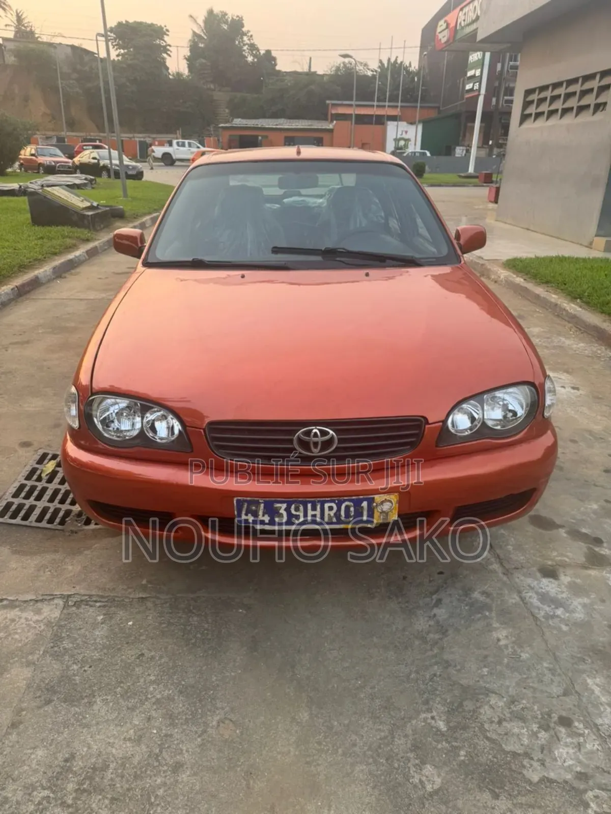 Toyota Corolla 2004 Orange