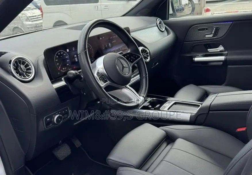 Neuf Mercedes-Benz GLB-Class 2025 Blanc