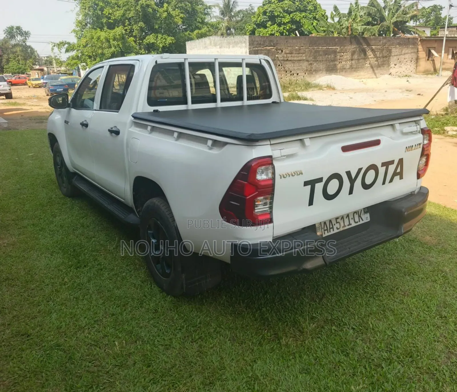 Toyota Hilux 2024 Blanc