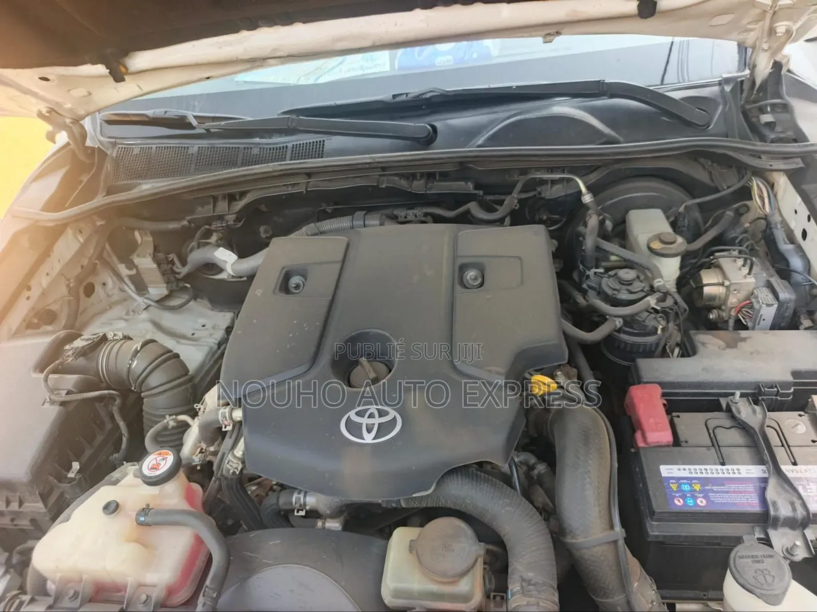 Toyota Hilux 2024 Blanc