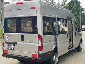 New Dongfeng EV EX1 33 kW FWD 2024 Gris