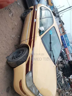 Toyota Corolla 2003 Jaune