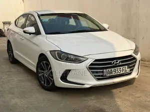 Hyundai Elantra 2018 Blanc