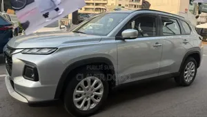 New Suzuki Grand Vitara 2025 Gris