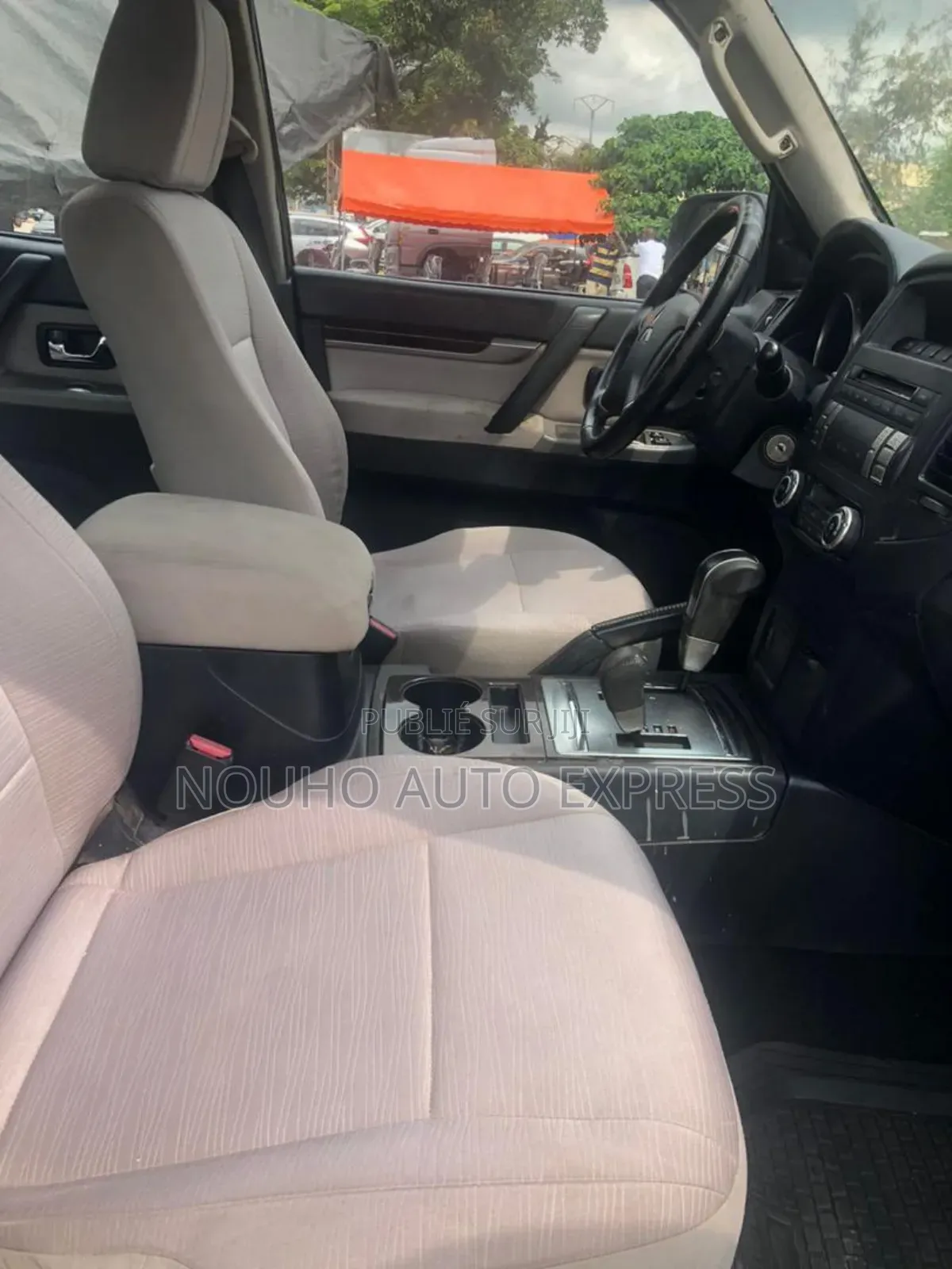 Mitsubishi Pajero 2012 Blanc