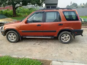 Honda CR-V 2005 Orange