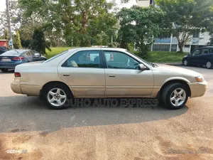 Toyota Camry 2001 Beige