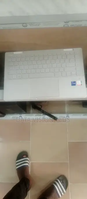 New Ordinateur Portable HP Pavilion X360 13t 16GB Intel Core I7 SSD 1T