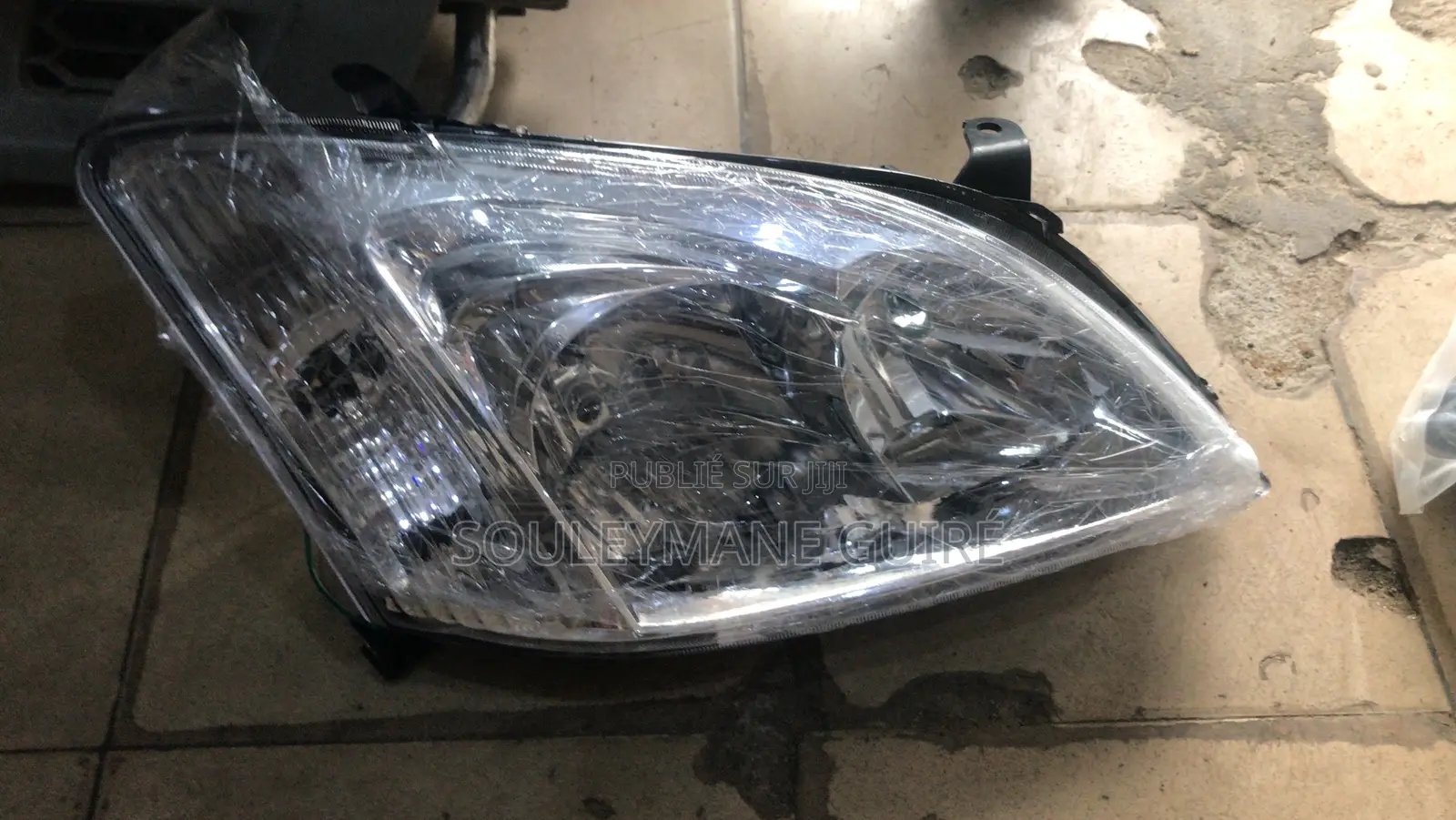 Vente De Feu Et Phare