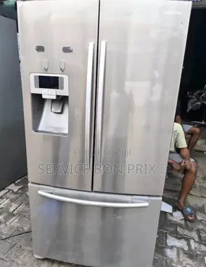 Congélateur Disponible