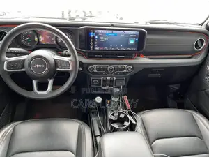 Jeep Wrangler Sahara 4 Door 4x4 2024 Noir