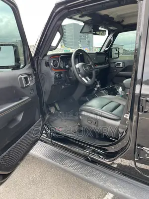 Jeep Wrangler Sahara 4 Door 4x4 2024 Noir